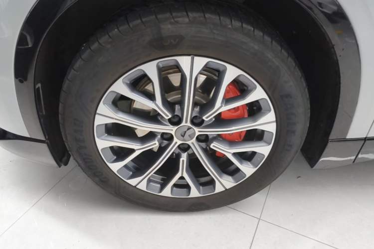 Used Nio EC6 2025 75 kWh Exterior 4