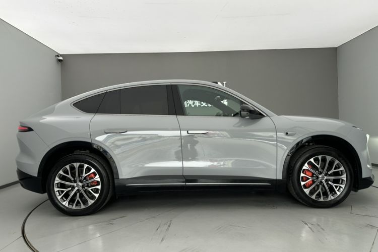 Used Nio EC6 2025 75 kWh Exterior 5