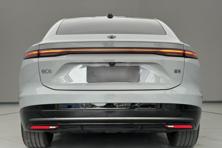 Used Nio EC6 2025 75 kWh Exterior 7