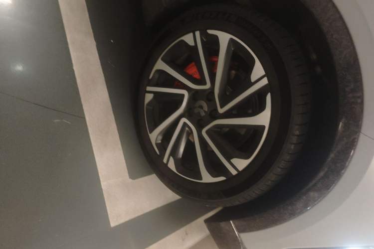 Used Nio EC6 2025 75 kWh Exterior 7