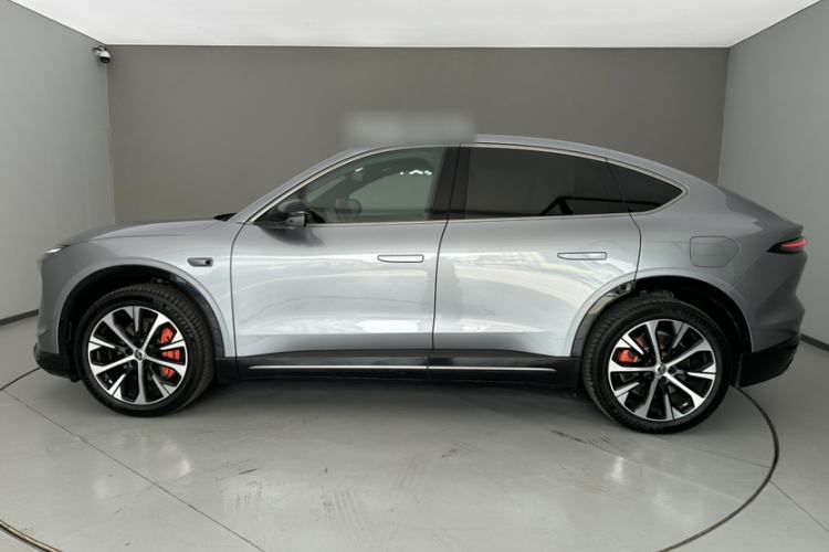 Used Nio EC6 2025 75 kWh Exterior 8
