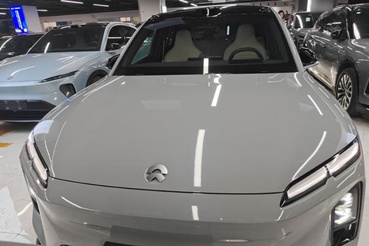 Used Nio EC6 2025 75 kWh Front