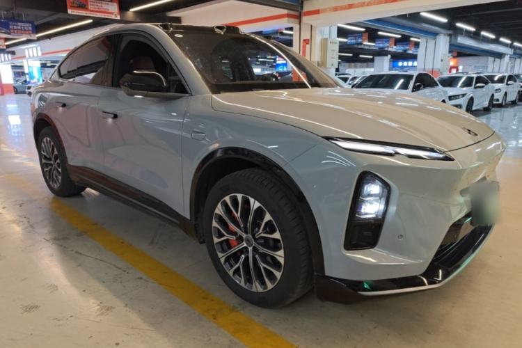 Used Nio EC6 2025 75 kWh Front Right 45 Deg