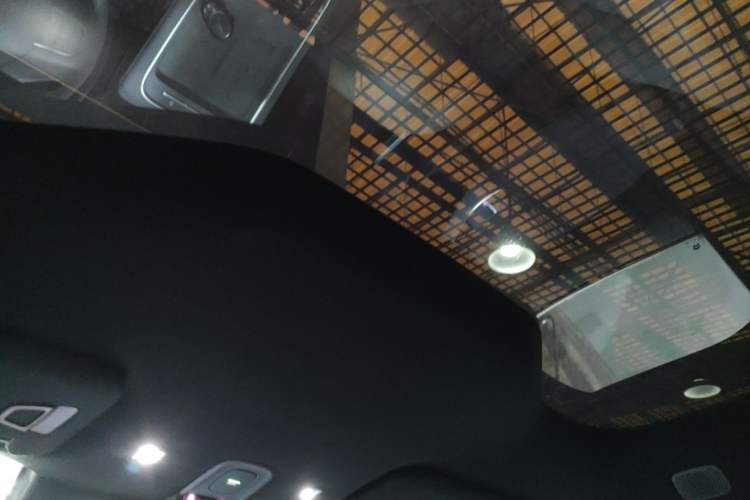 Used Nio EC6 2025 75 kWh Headliner