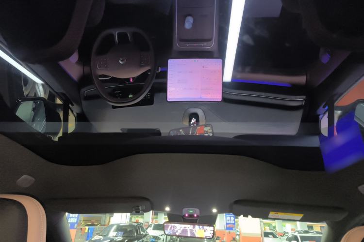 Used Nio EC6 2025 75 kWh Headliner