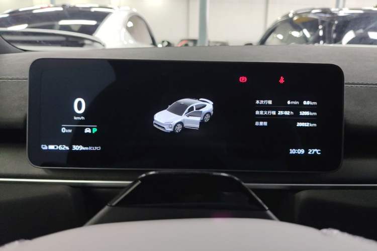 Used Nio EC6 2025 75 kWh Instrument Cluster