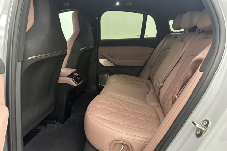 Used Nio EC6 2025 75 kWh Interior 2