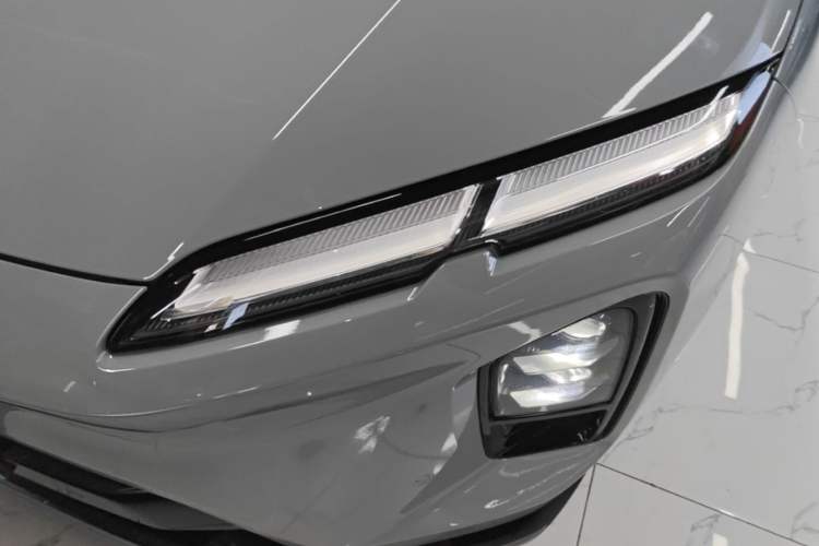 Used Nio EC6 2025 75 kWh Left Front Headlight