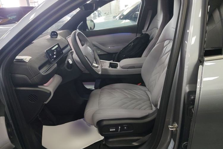 Used Nio EC6 2025 75 kWh Left Front Seat
