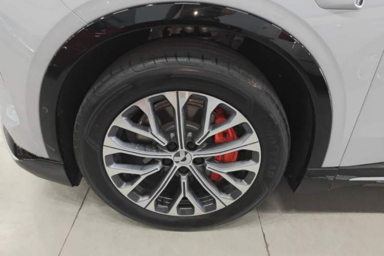 Used Nio EC6 2025 75 kWh Left Front Wheel Hub