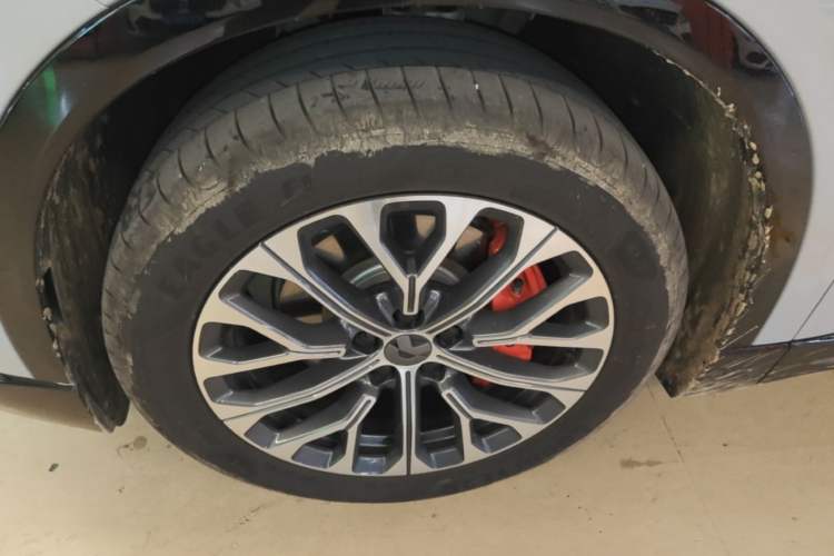 Used Nio EC6 2025 75 kWh Left Front Wheel Hub