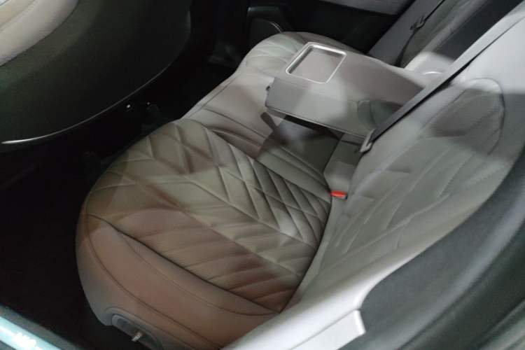 Used Nio EC6 2025 75 kWh Left Rear Seat