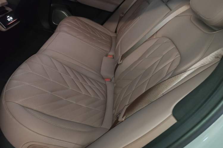Used Nio EC6 2025 75 kWh Left Rear Seat