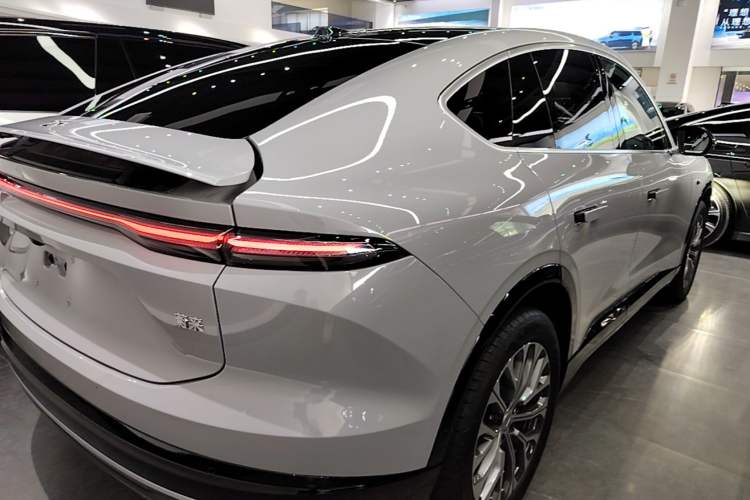 Used Nio EC6 2025 75 kWh Rear Right 45 Deg