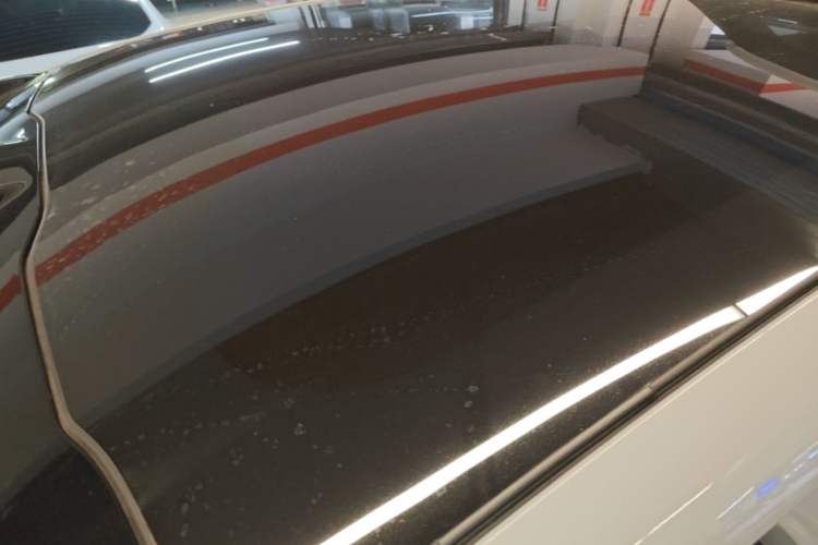 Used Nio EC6 2025 75 kWh Roof