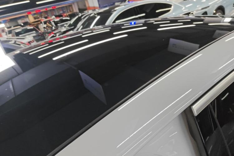 Used Nio EC6 2025 75 kWh Roof