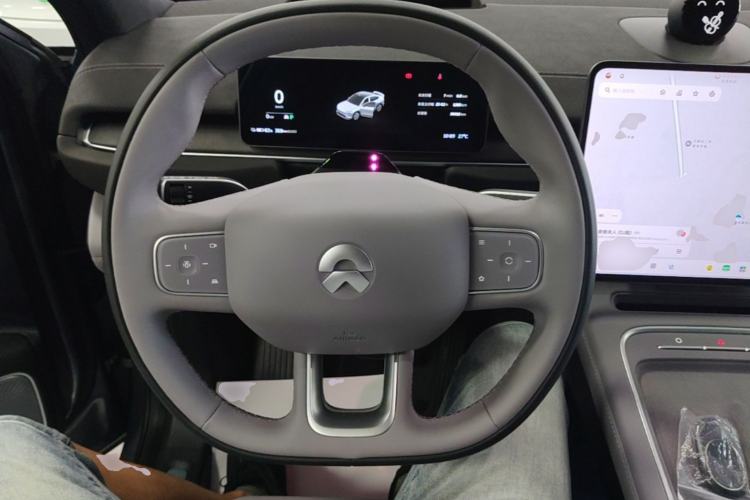 Used Nio EC6 2025 75 kWh Steering Wheel