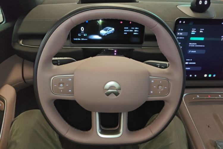 Used Nio EC6 2025 75 kWh Steering Wheel