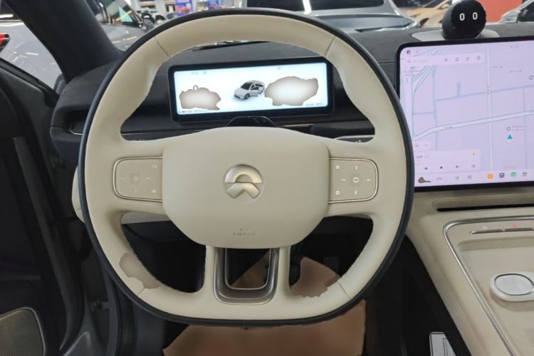 Used Nio EC6 2025 75 kWh Steering Wheel