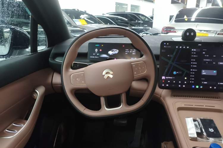 Used Nio EC6 2025 75 kWh Steering Wheel