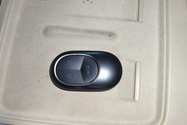 Used Nio EC6 2025 75 kWh Vehicle Key