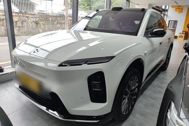 Used Nio EC6 2025 75 kWh
