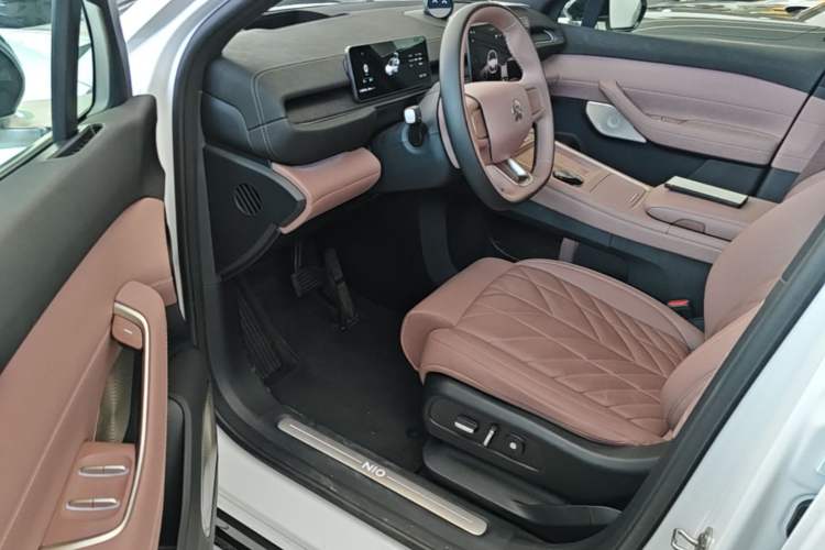 Used Nio EC6 2025 75 kWh Driver Seat