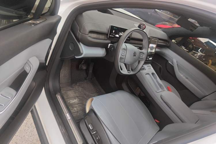 Used Nio EC6 2025 75 kWh Driver Seat