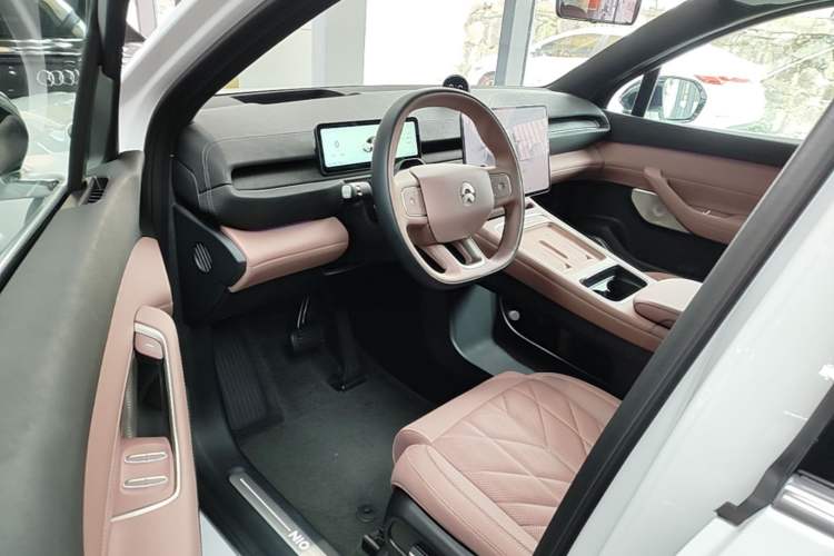 Used Nio EC6 2025 75 kWh Driver Seat