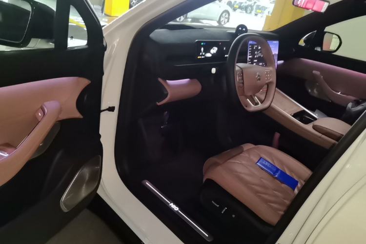 Used Nio EC6 2025 75 kWh Driver Seat