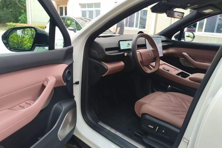Used Nio EC6 2025 75 kWh Driver Seat