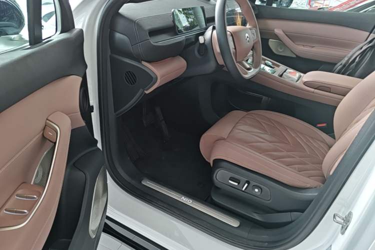Used Nio EC6 2025 75 kWh Driver Seat