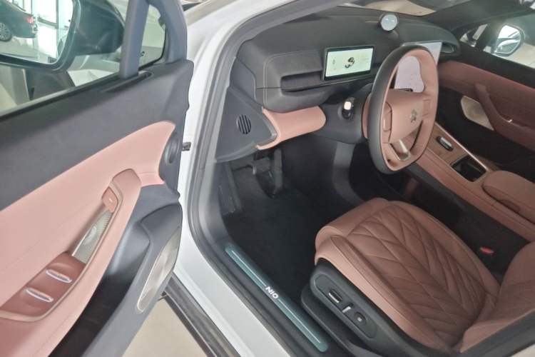 Used Nio EC6 2025 75 kWh Driver Seat