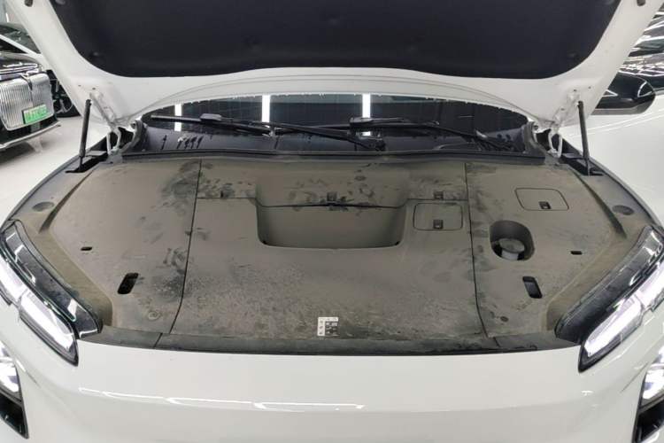 Used Nio EC6 2025 75 kWh Engine Bay