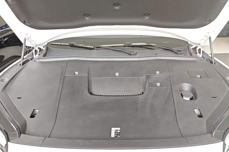 Used Nio EC6 2025 75 kWh Engine Bay
