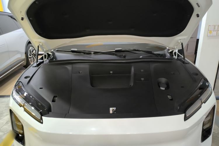 Used Nio EC6 2025 75 kWh Engine Bay