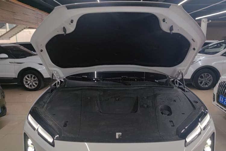 Used Nio EC6 2025 75 kWh Engine Bay