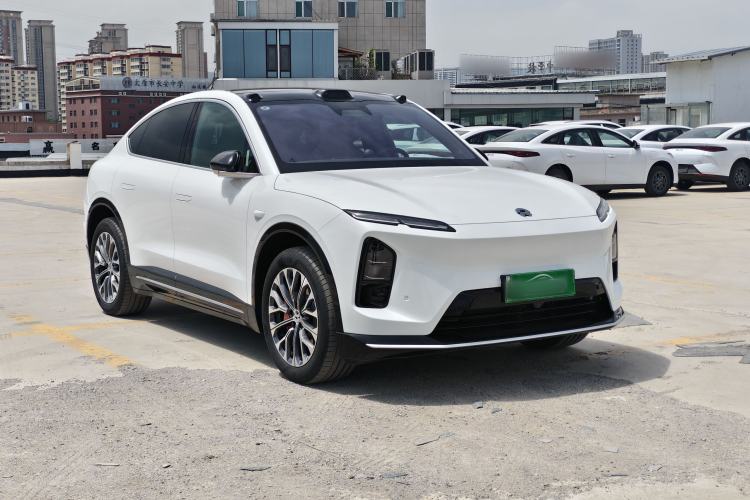 Used Nio EC6 2025 75 kWh Exterior 1