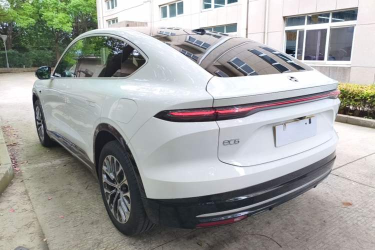 Used Nio EC6 2025 75 kWh Exterior 2