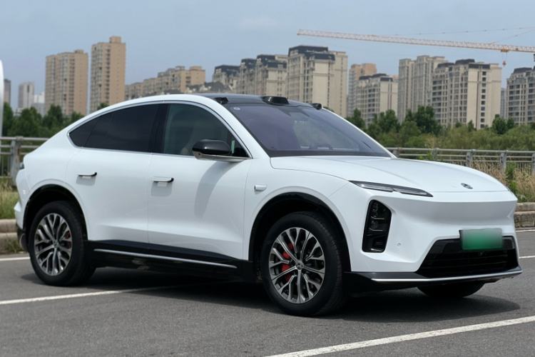 Used Nio EC6 2025 75 kWh Exterior 2