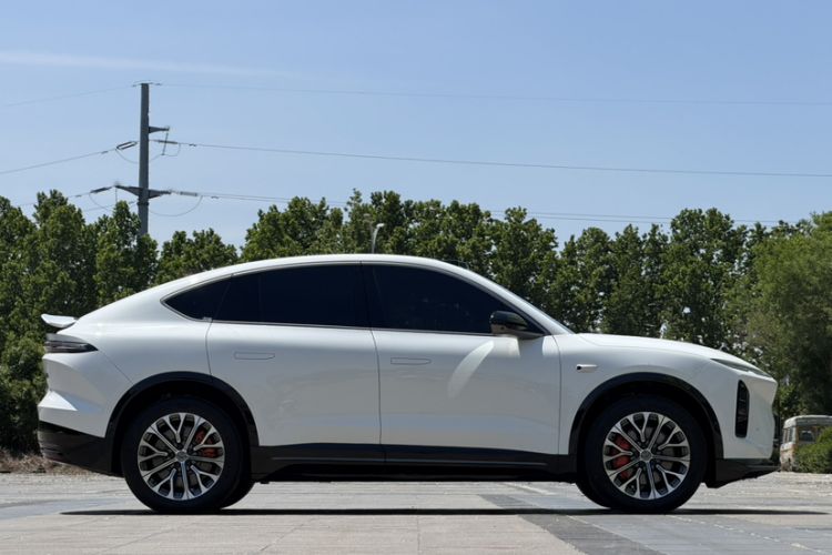 Used Nio EC6 2025 75 kWh Exterior 2