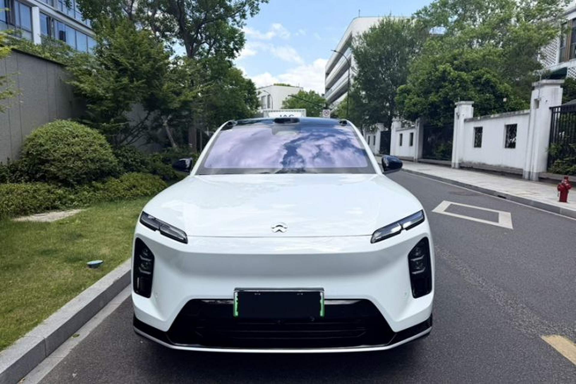 Used Nio EC6 2025 75 kWh Exterior 3