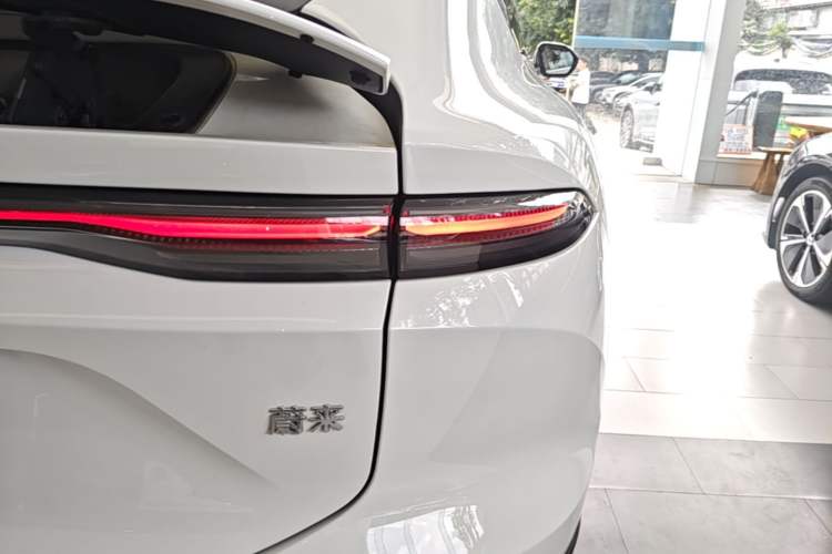Used Nio EC6 2025 75 kWh Exterior 3