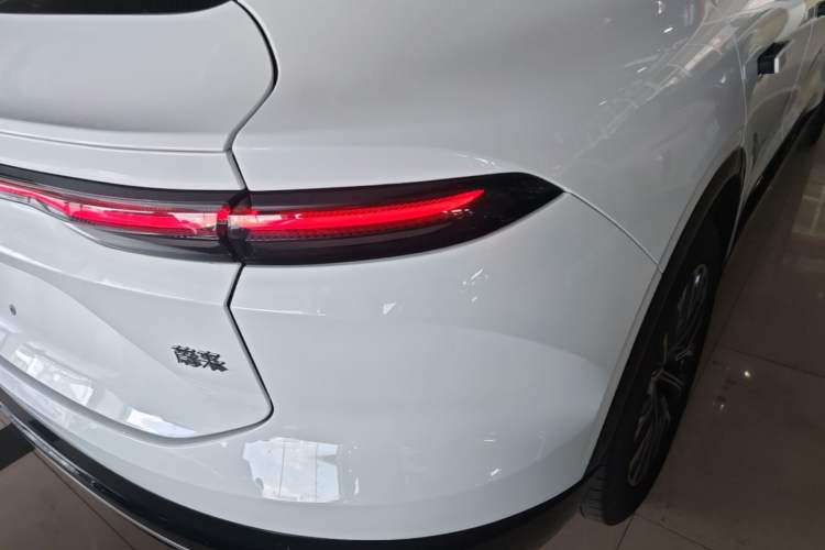 Used Nio EC6 2025 75 kWh Exterior 3