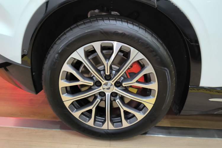 Used Nio EC6 2025 75 kWh Exterior 5