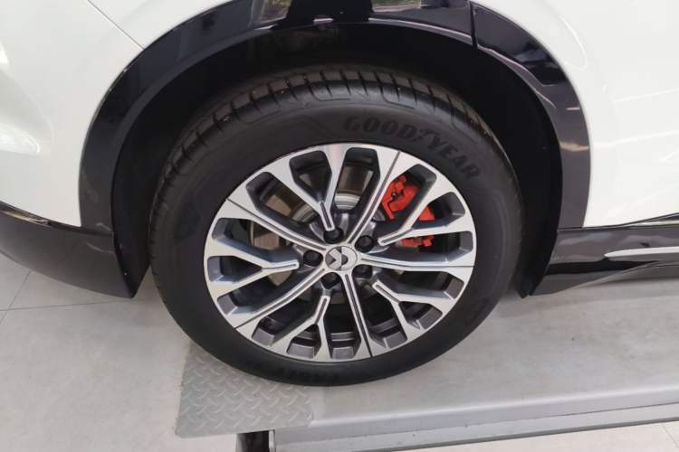 Used Nio EC6 2025 75 kWh Exterior 5