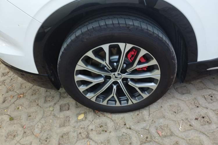 Used Nio EC6 2025 75 kWh Exterior 8