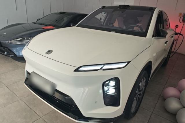 Used Nio EC6 2025 75 kWh