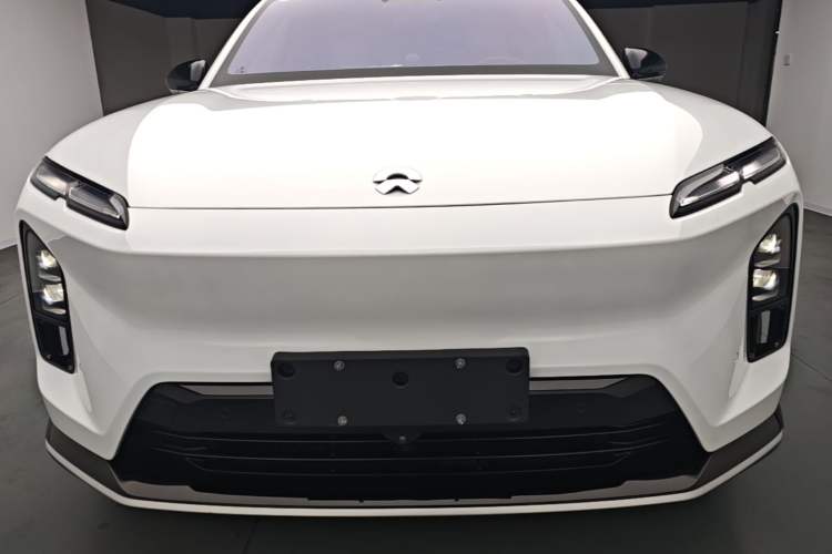 Used Nio EC6 2025 75 kWh Front