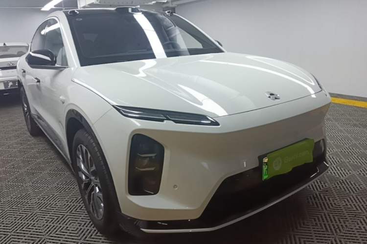 Used Nio EC6 2025 75 kWh Front Right 45 Deg
